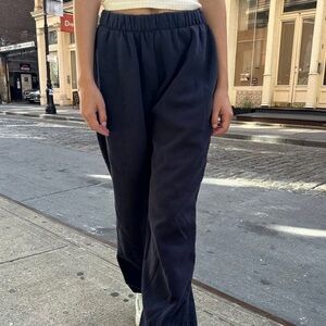 Brandy Melville Navy Rosa Sweatpants